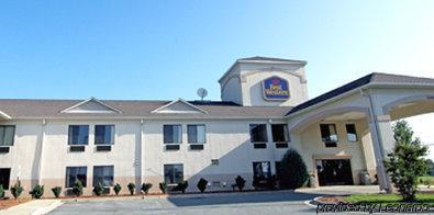 Days By Wyndham Burlington East Hotel 2*