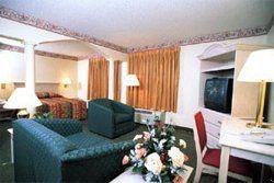 Days By Wyndham Burlington East 2*