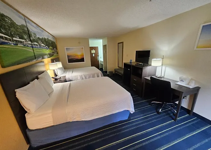 Days Inn By Wyndham Burlington East