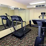 Days Inn By Wyndham Burlington East 